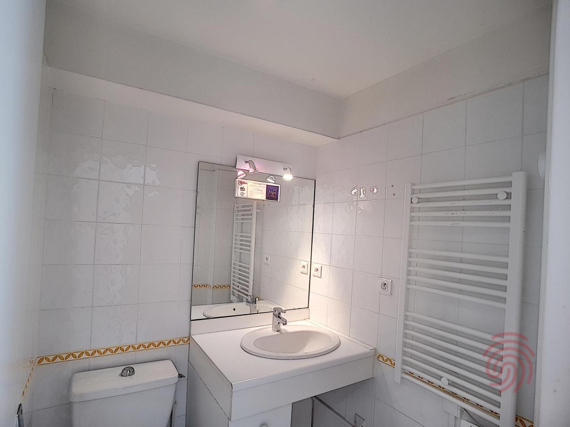 Appart F2 A Lamalou, Terrasse, Wifi, Animaux Acceptes, Proche Centre & Thermes - Fr-1-451-24 Exteriér fotografie